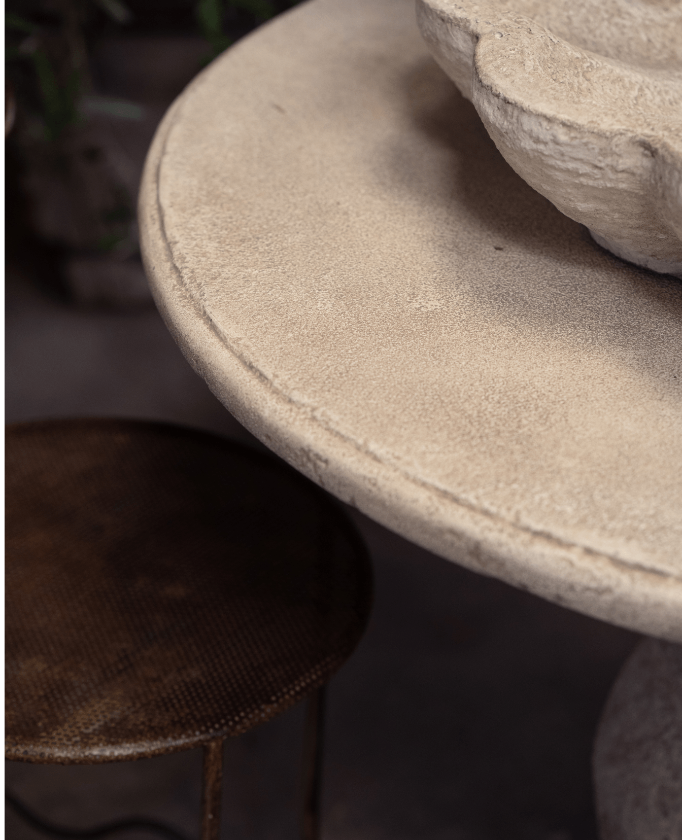 Reproduction Cast Round Bistro Table from Domestic made of Cement