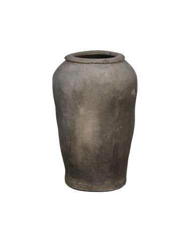 Vintage Grain Pot from India made of Ceramic