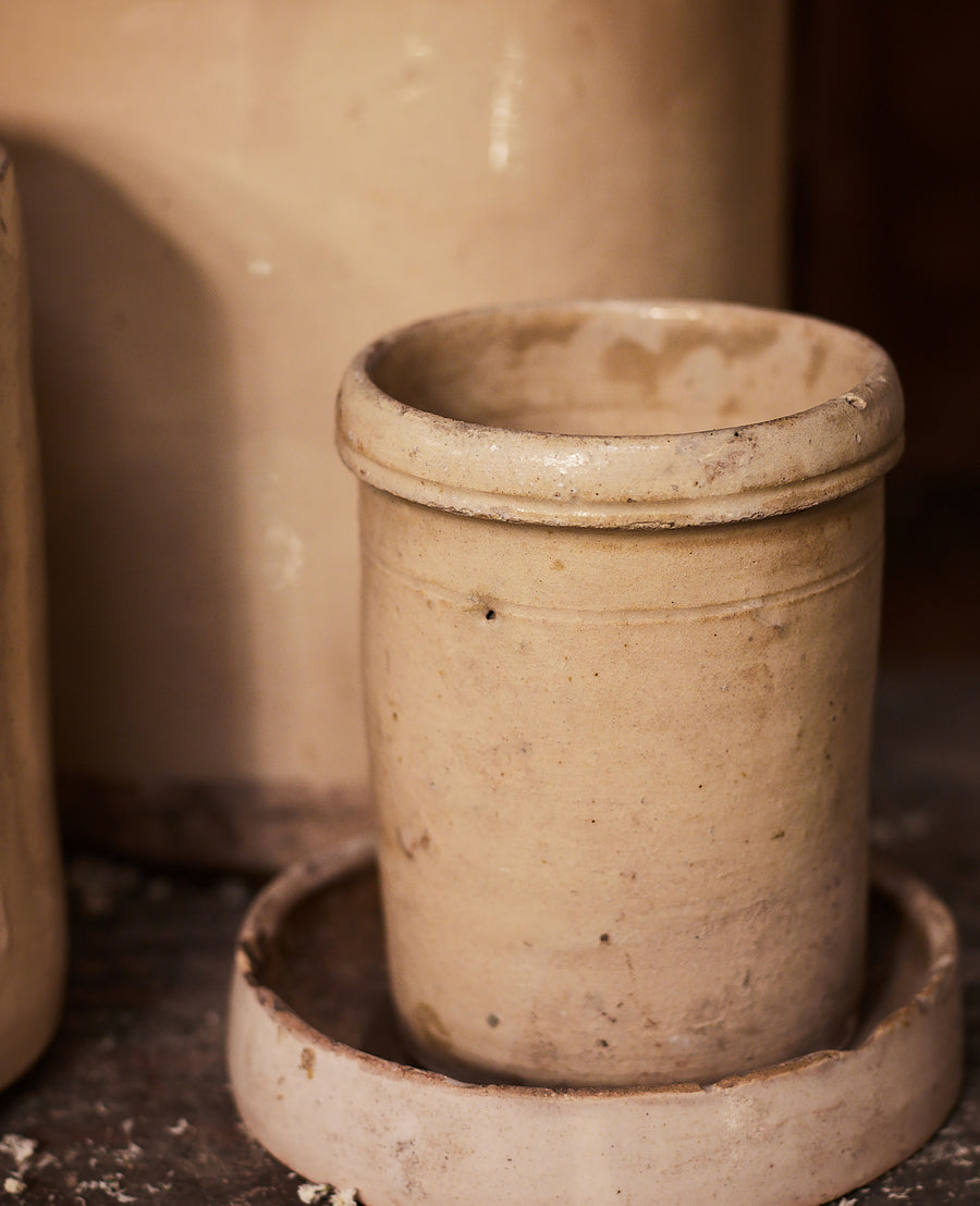 Vintage Puglia Jar - Avorio Glaze from Italy made of Ceramic