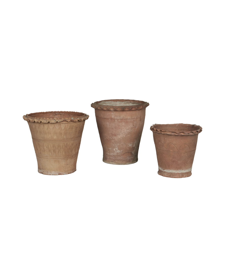 Vintage Scalloped Fiore Pot from Italy made of Ceramic