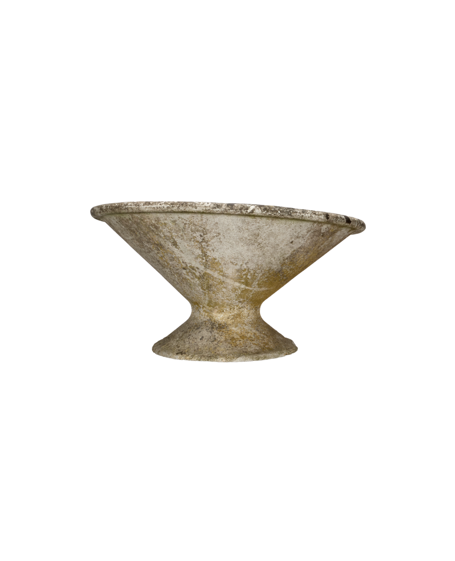 Vintage Willy Guhl Planter - Soucoupe from Switzerland made of Cement