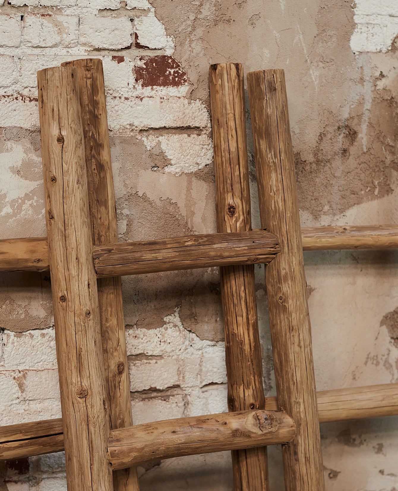 Reclaimed Decorative Ladder from China made of Wood