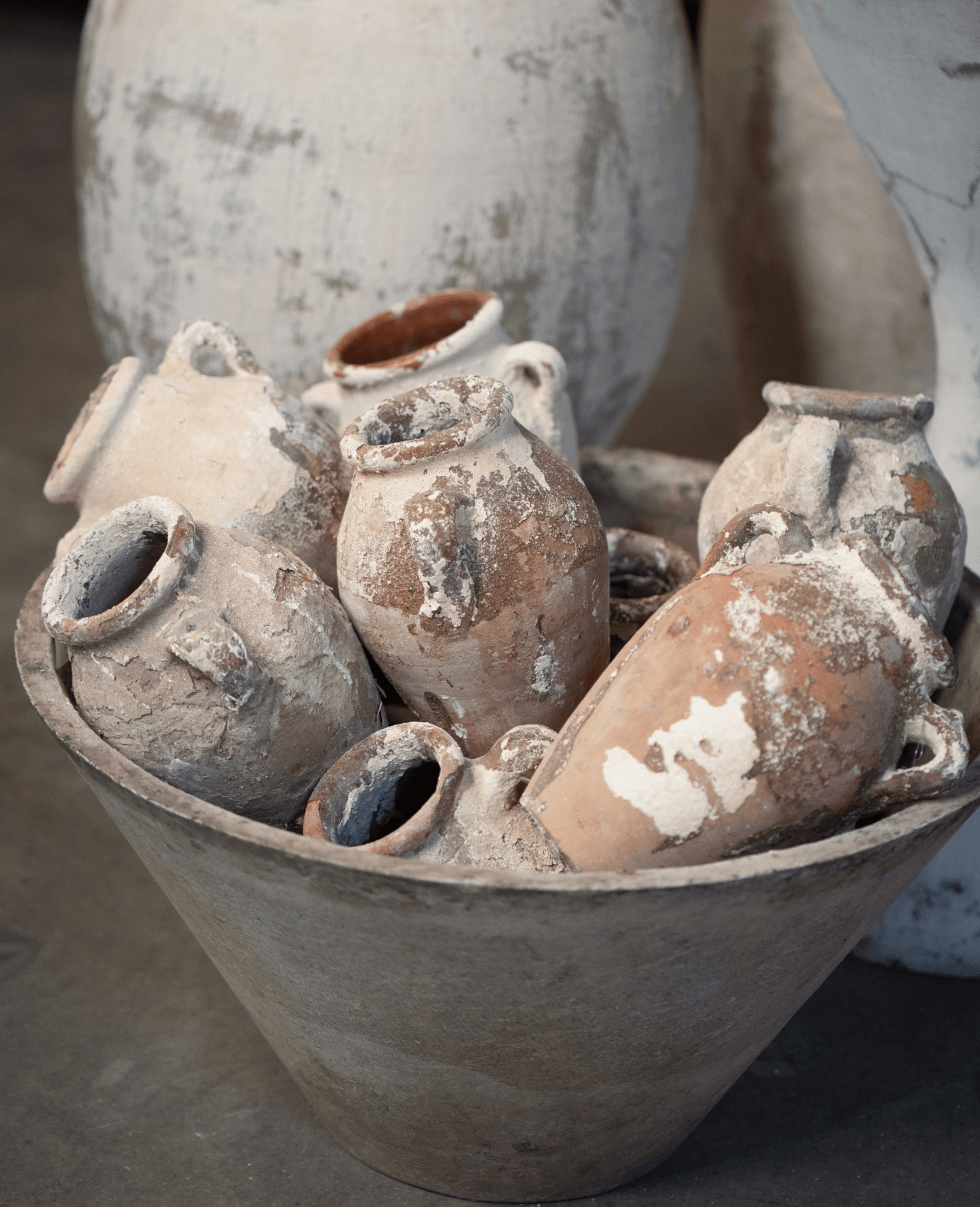 Antique Paint Vase - Whitewash from Morocco made of Ceramic