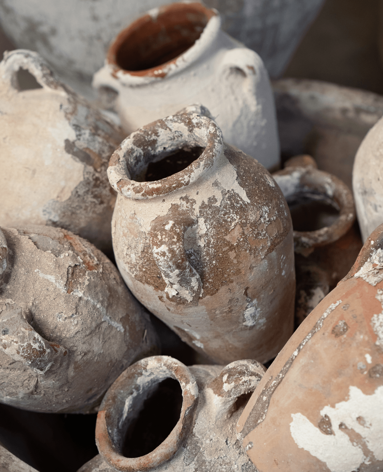 Antique Paint Vase - Whitewash from Morocco made of Ceramic