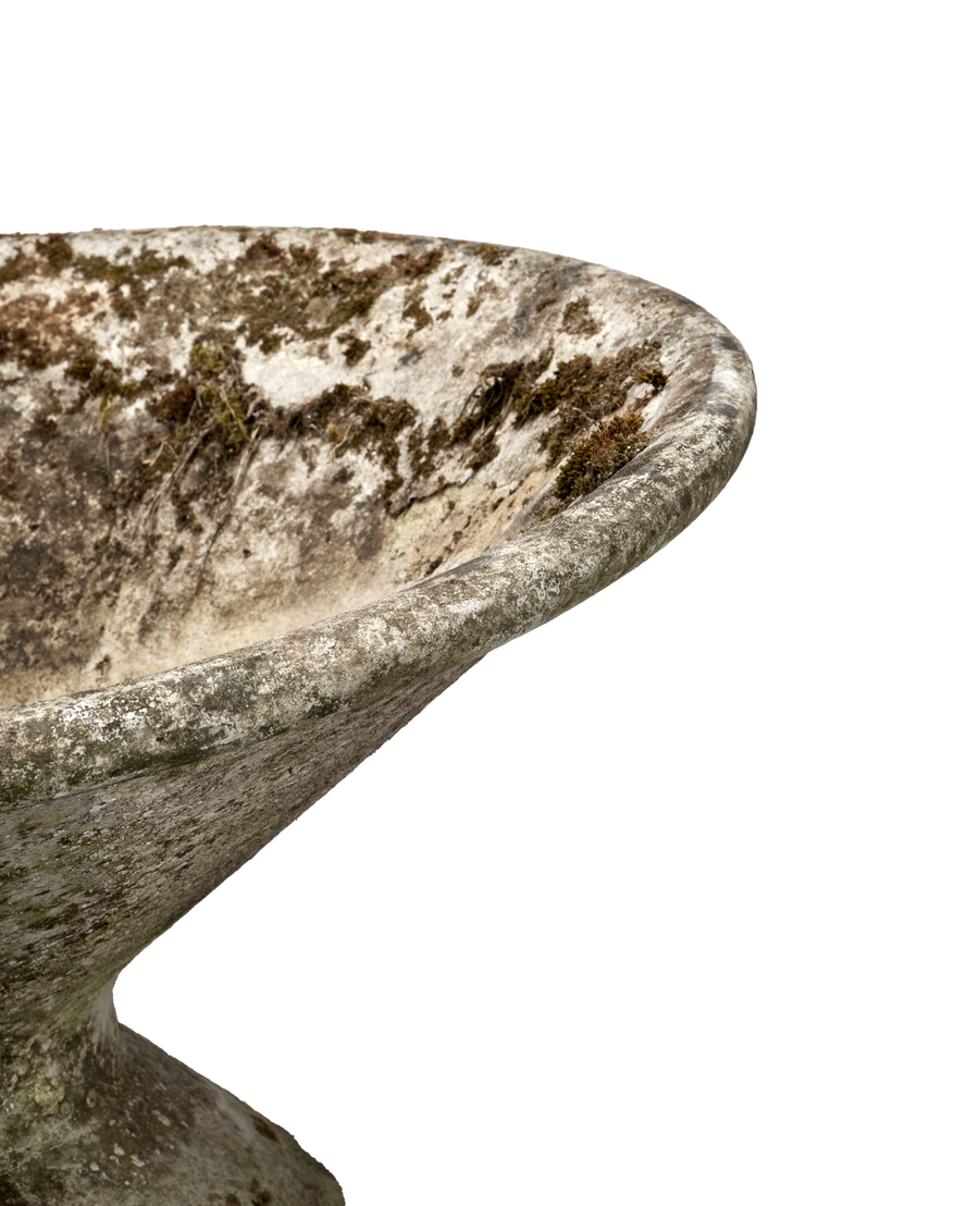 Vintage Willy Guhl Planter - Soucoupe from Switzerland made of Cement