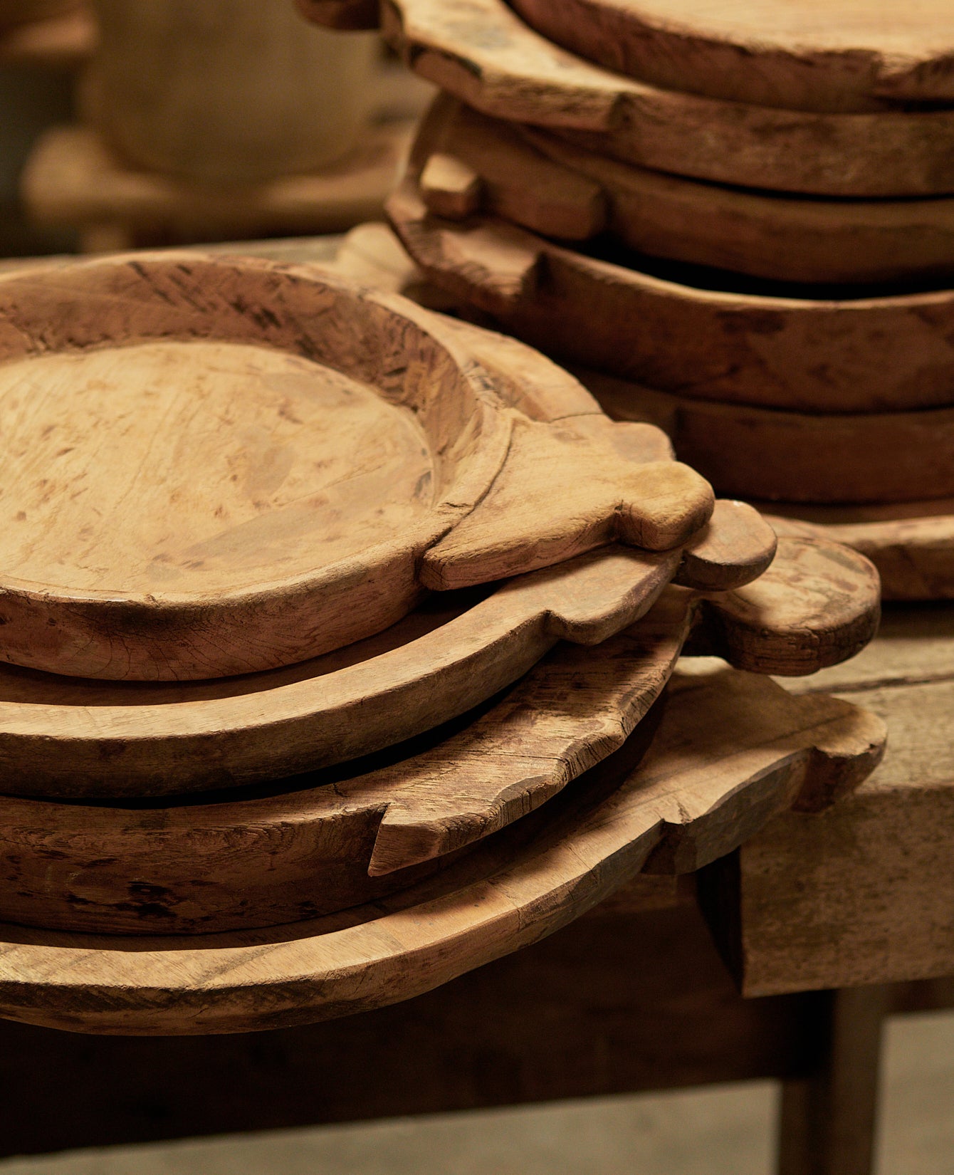 Vintage Parat Tray - Natural from India made of Wood