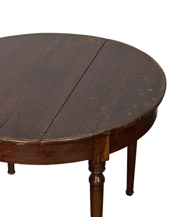 Round Table