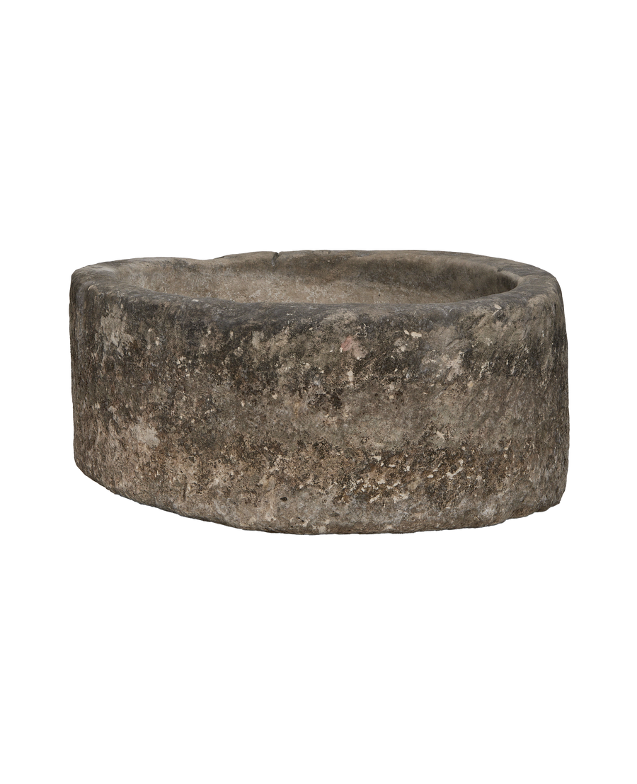 Limestone Trough - Round detail view