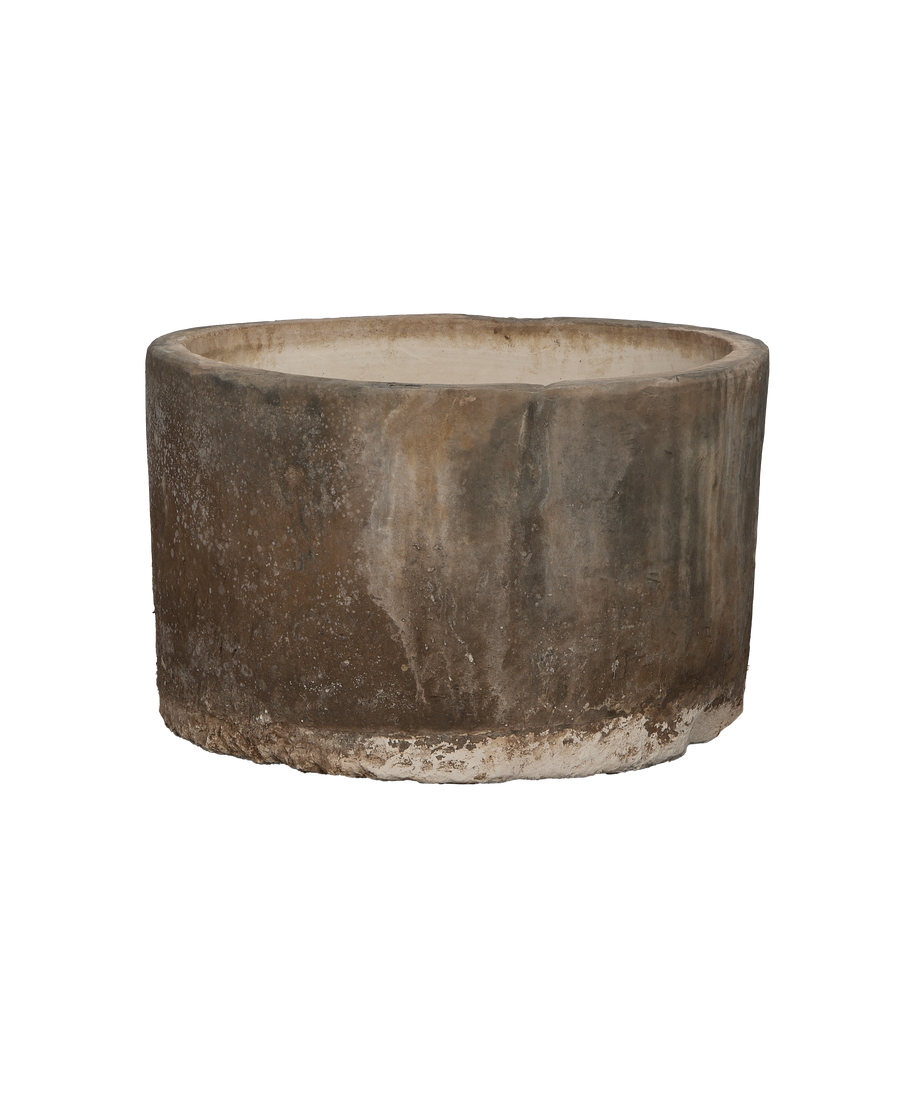 Limestone Trough - Round detail view