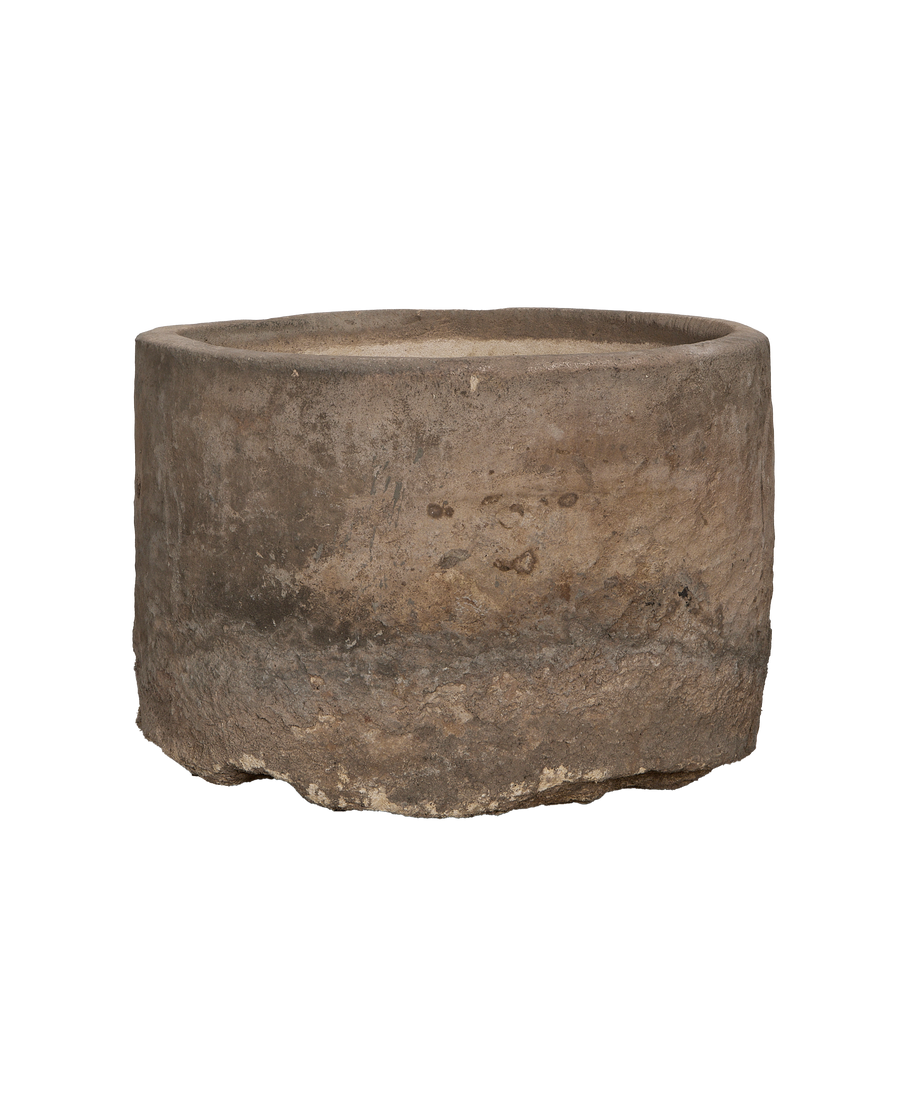 Limestone Trough - Round alternate angle