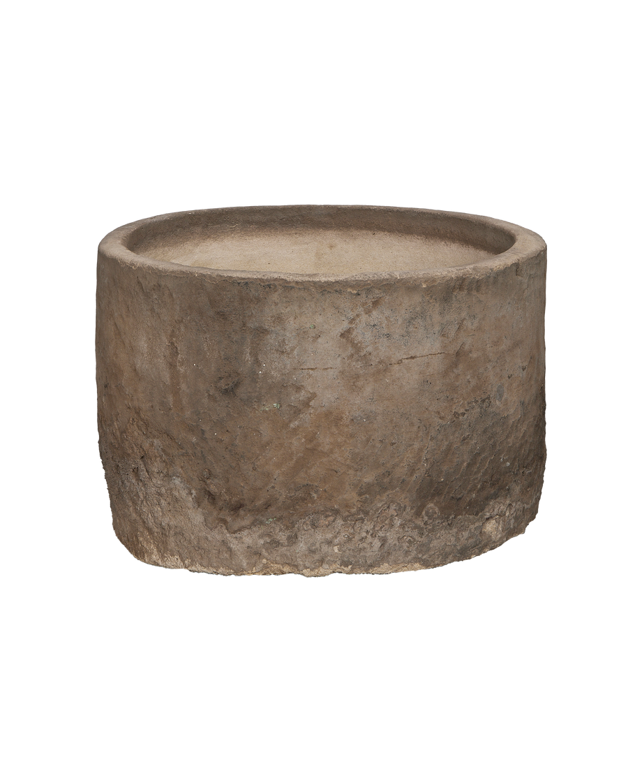 Limestone Trough - Round detail view