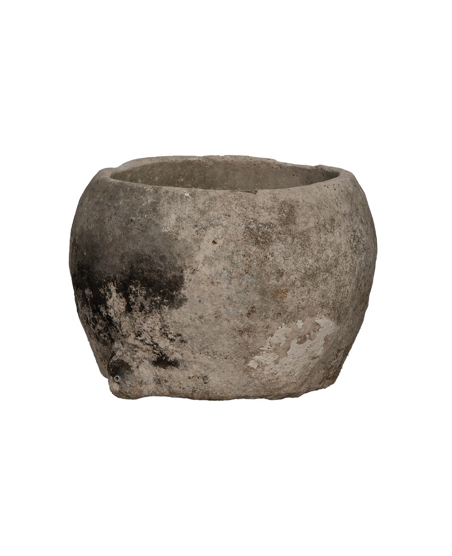 Limestone Trough - Round detail view