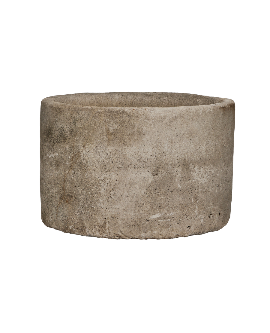 Limestone Trough - Round close-up