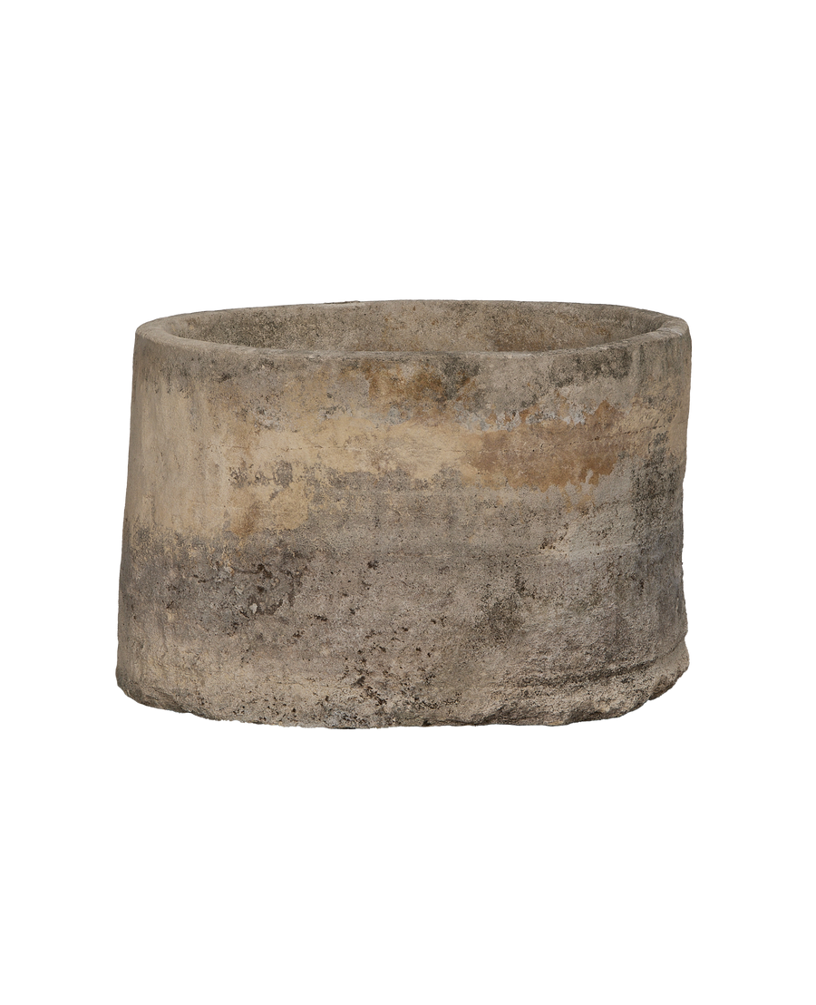 Limestone Trough - Round alternate angle