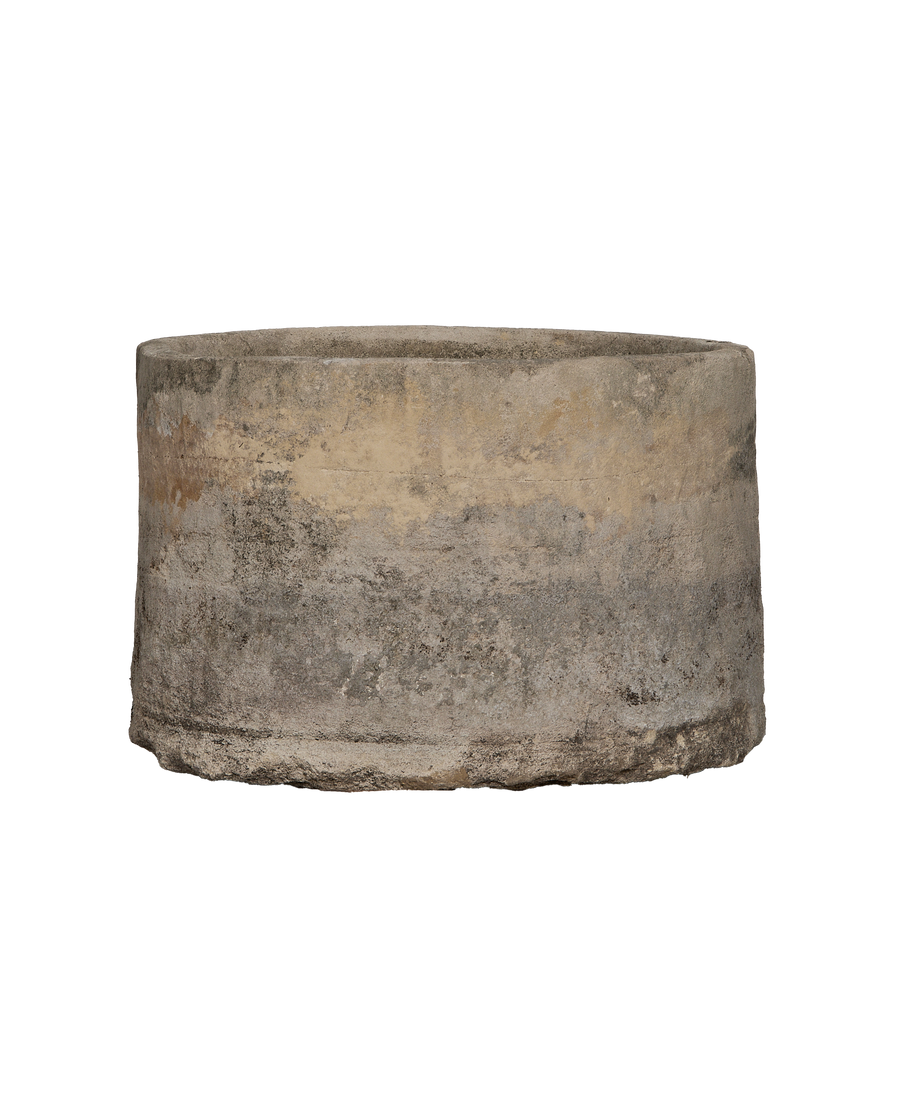 Limestone Trough - Round close-up