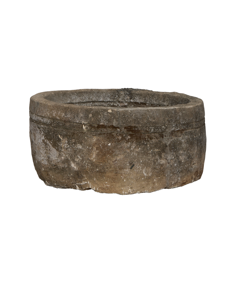 Limestone Trough - Round close-up