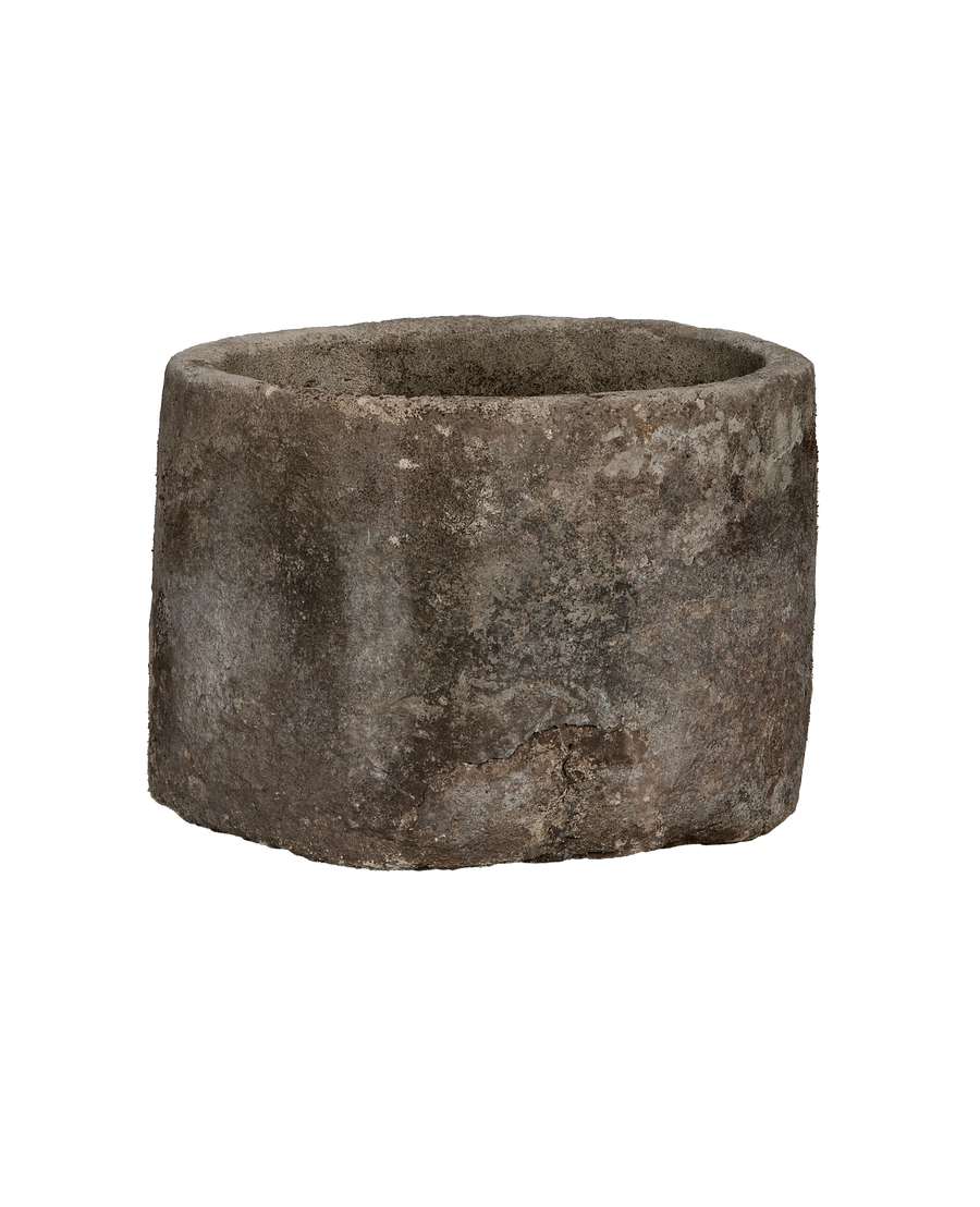 Limestone Trough - Round close-up