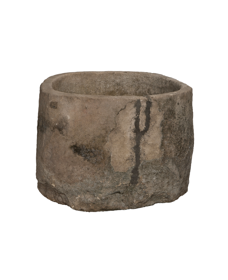 Limestone Trough - Round close-up