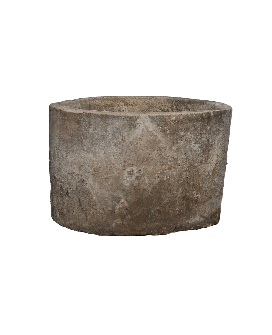 Limestone Trough - Round detail view