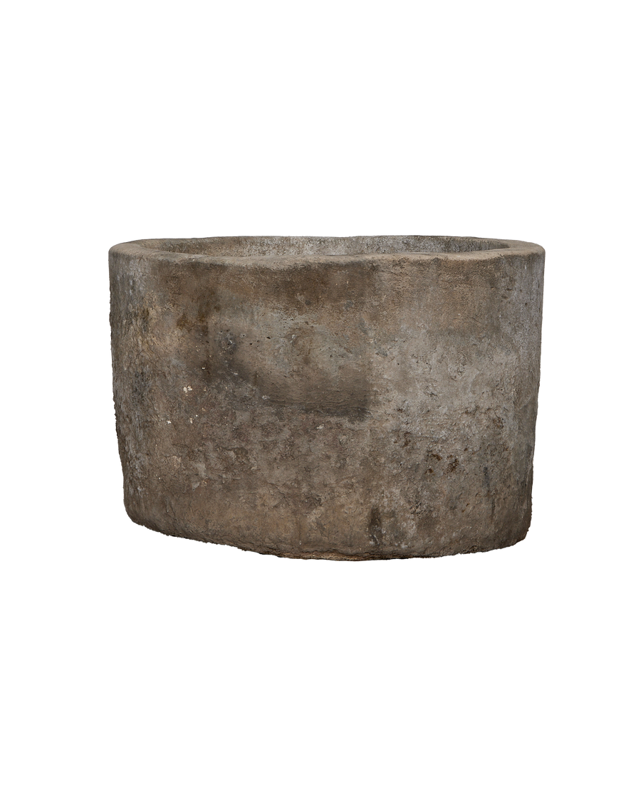 Limestone Trough - Round close-up