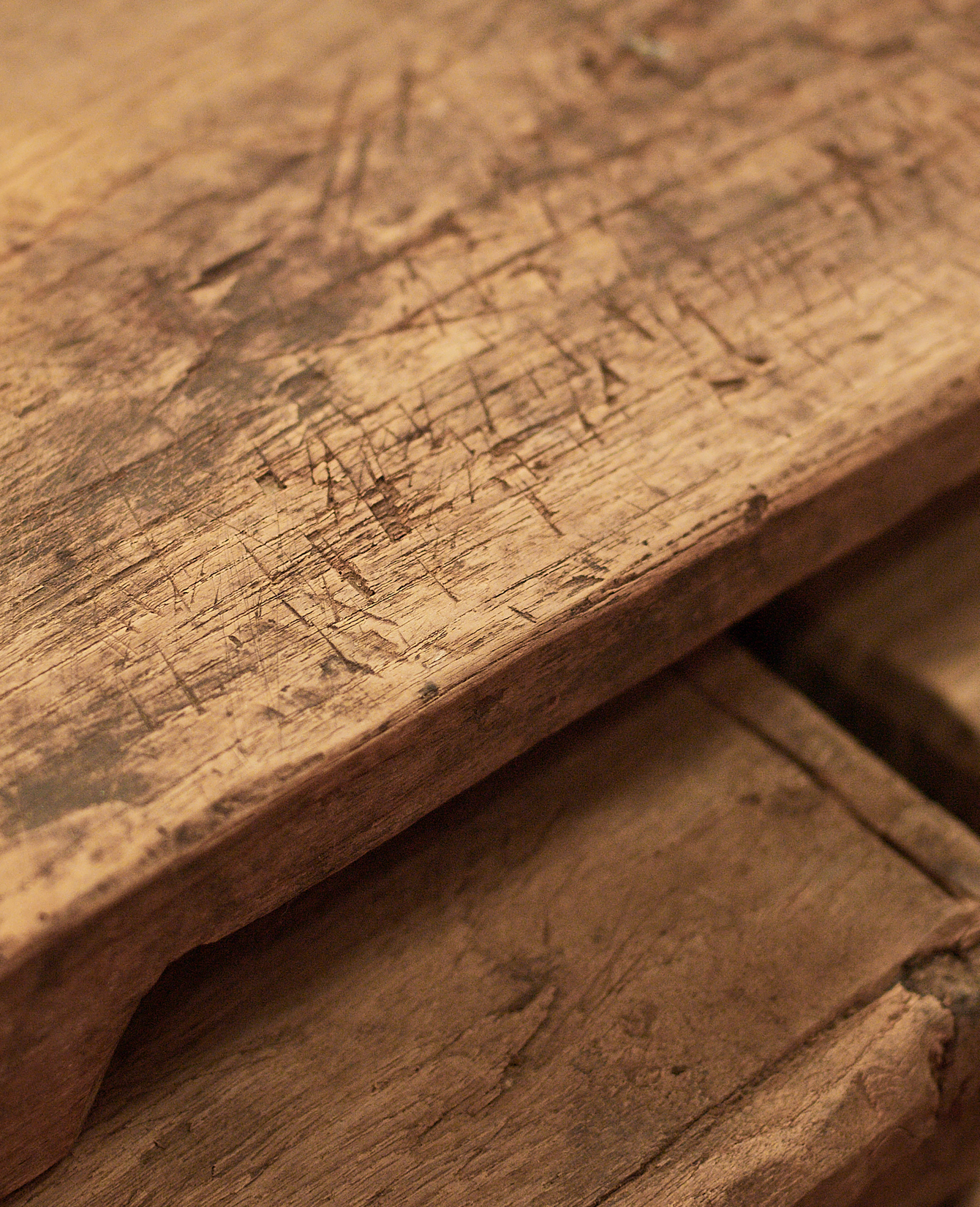 Vintage Rectangle Riser - Natural from India made of Wood