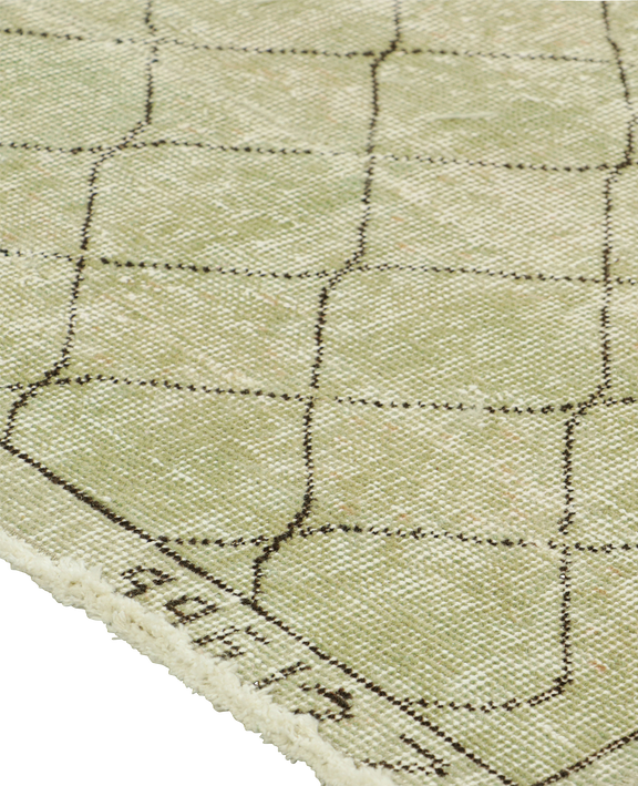Zeki Müren Rug - Sage Green Geometric