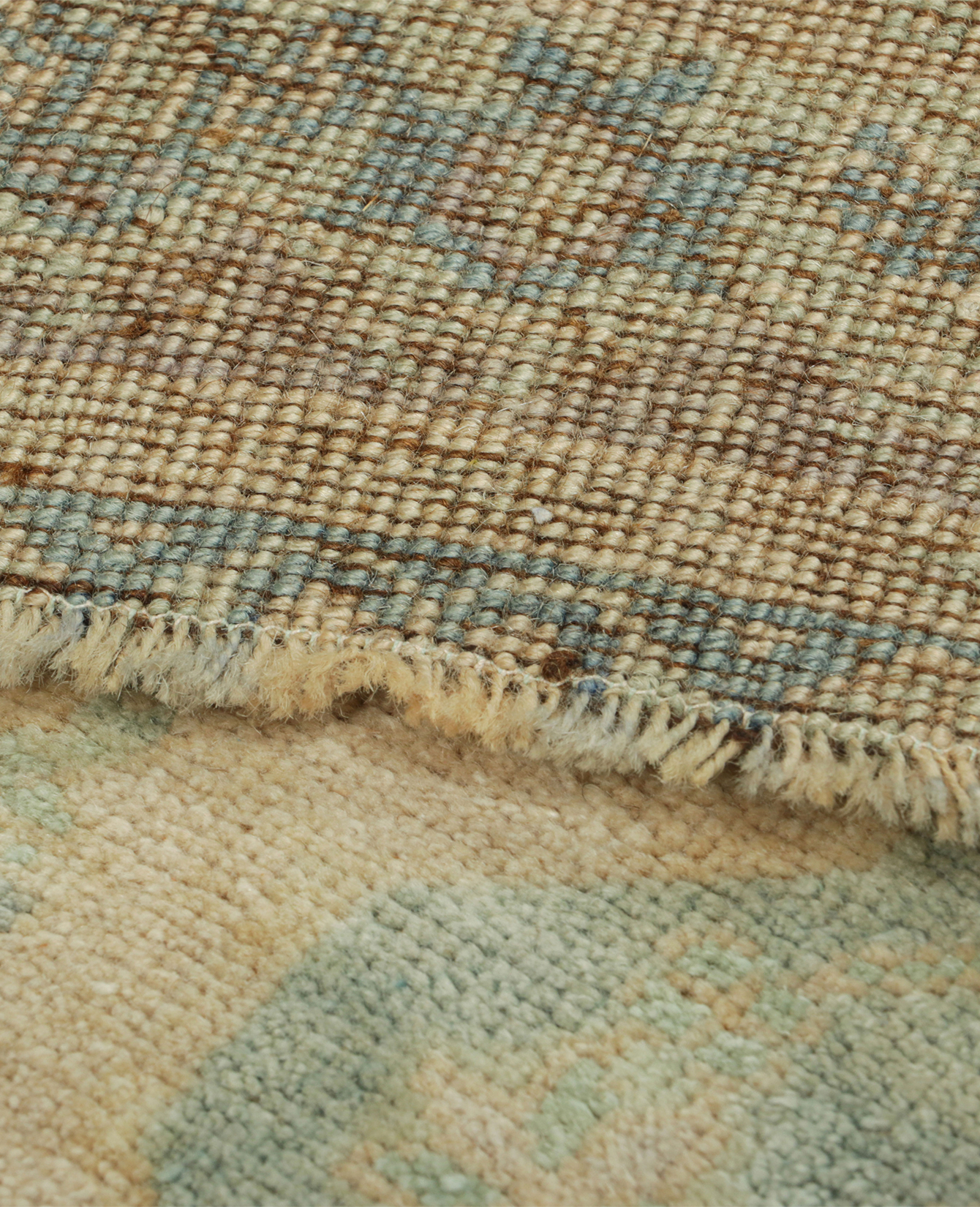 Vintage Country Rug - Green and Cream Floral Medallion from Turkey made of Wool