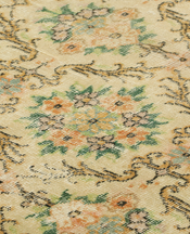 Zeki Müren Rug - Golden-Beige Floral