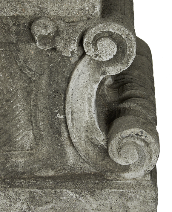 Scroll Plinth