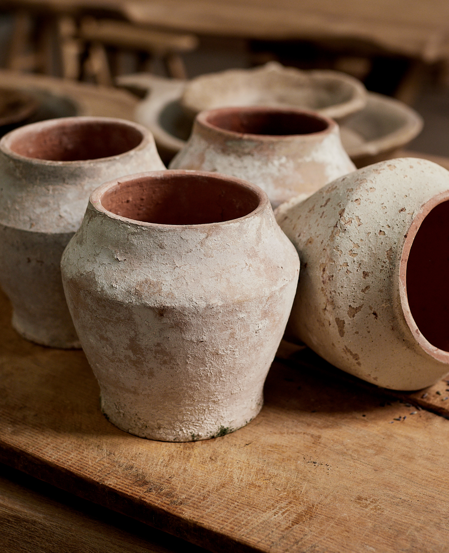 Reproduction Cache Pot - Whitewash from Vietnam made of Ceramic