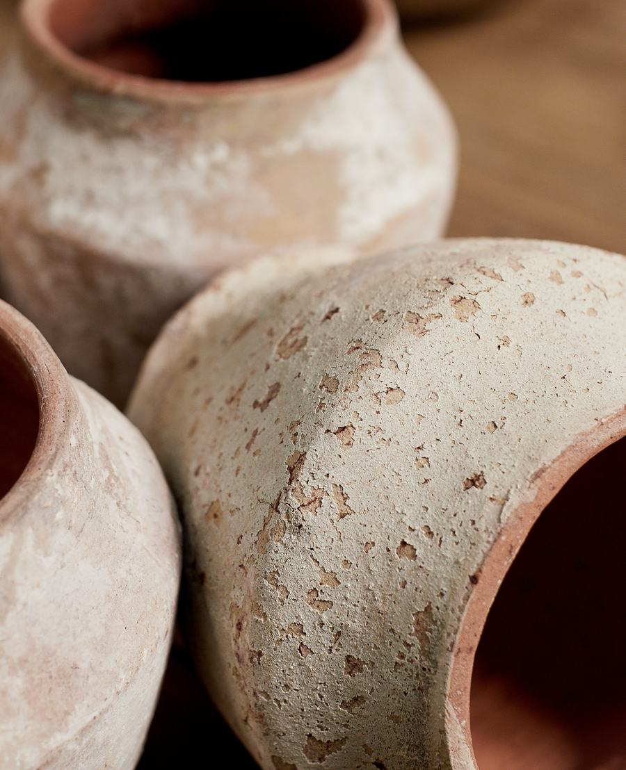 Reproduction Cache Pot - Whitewash from Vietnam made of Ceramic