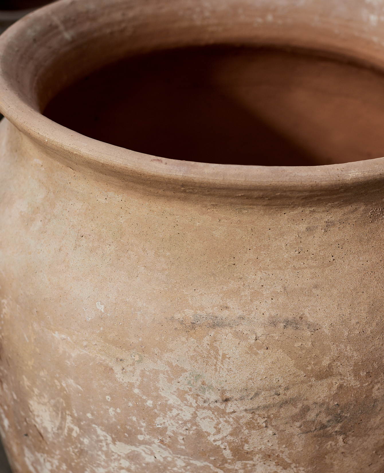 Reproduction Bulb Planter from Vietnam made of Ceramic