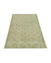 Zeki Müren Rug - Sage Green Geometric