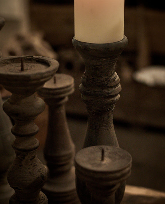 La Silhouette Pillar Candle Stand