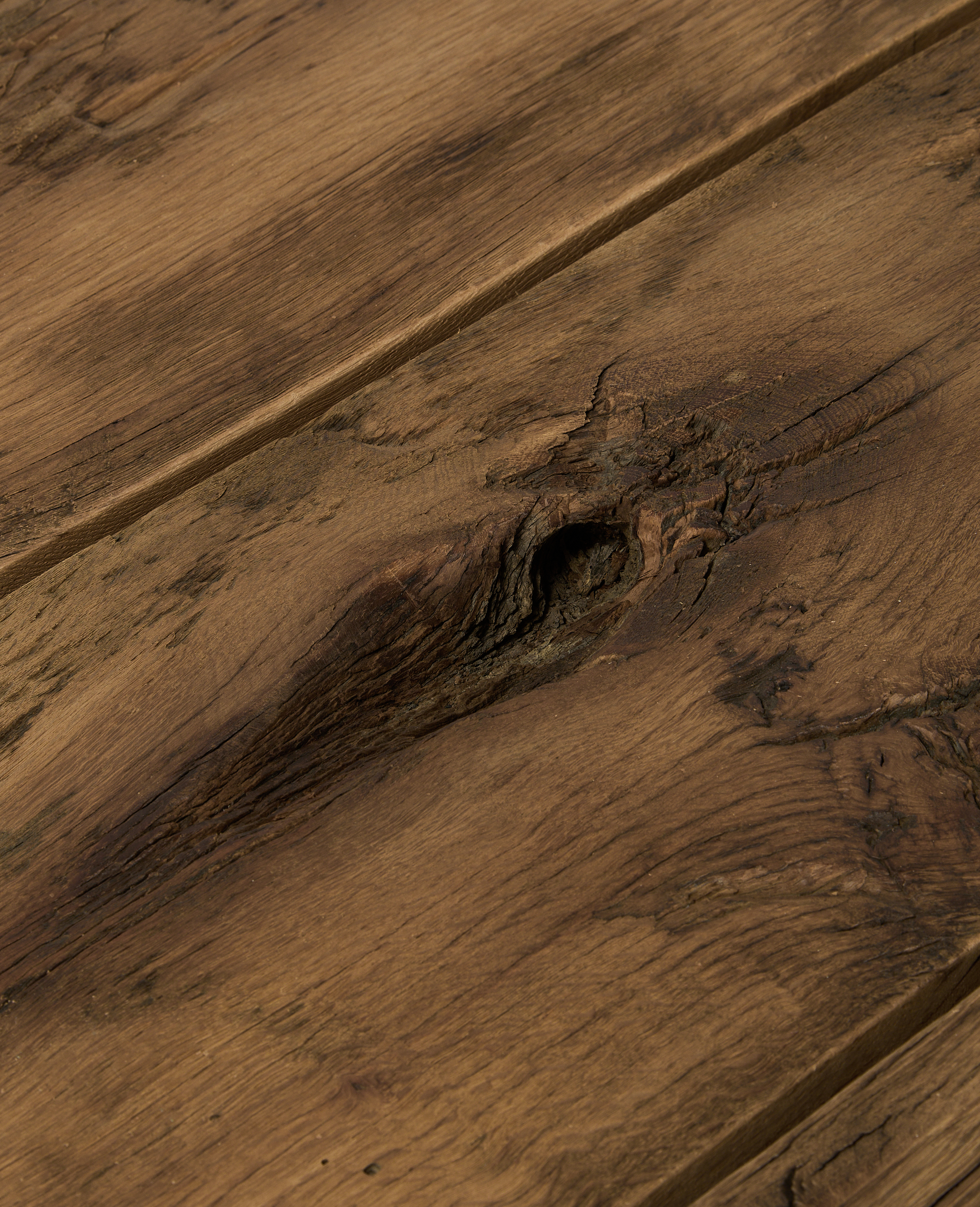 Chestnut Dining Table - Standard