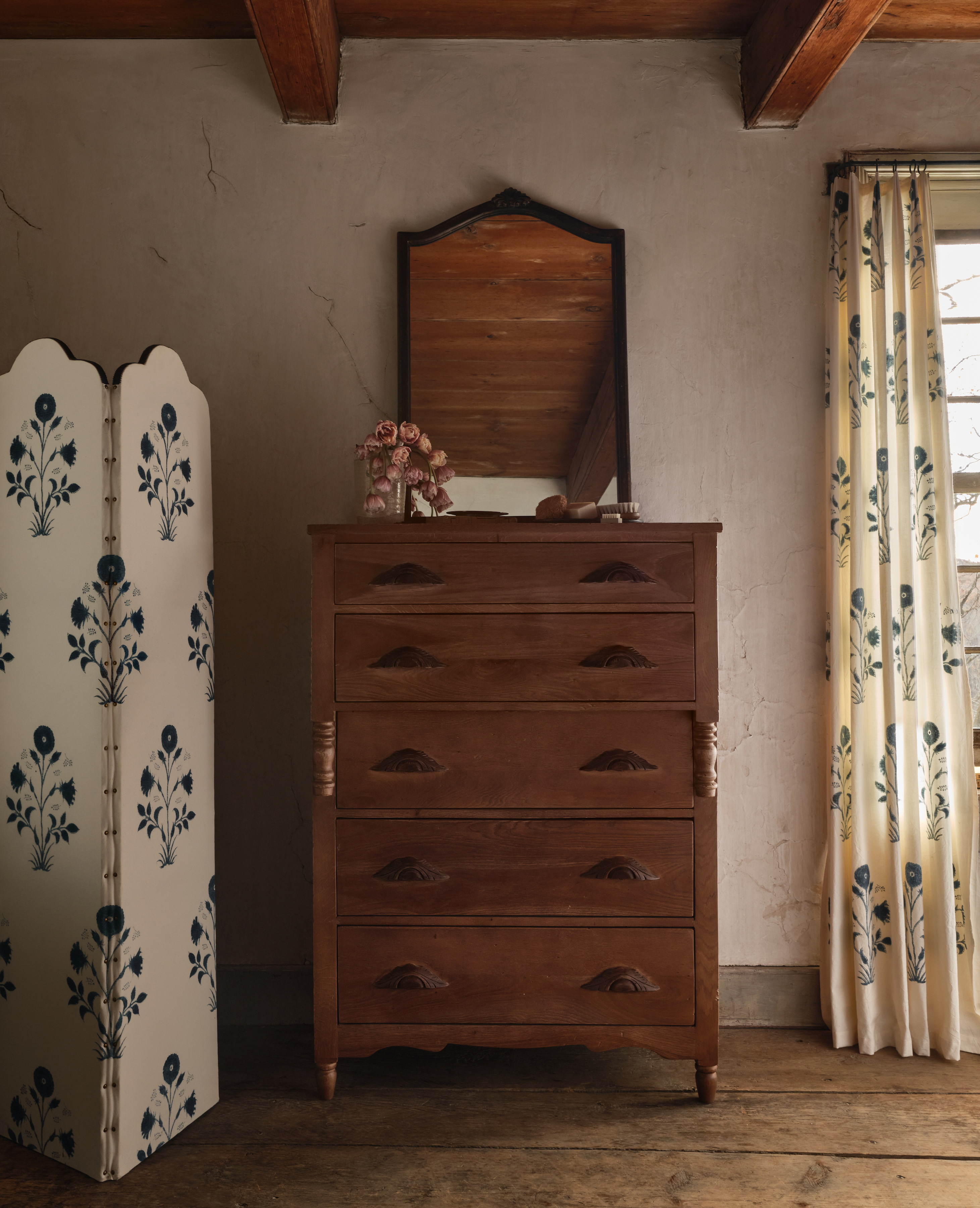 Sutton Chest of Drawers