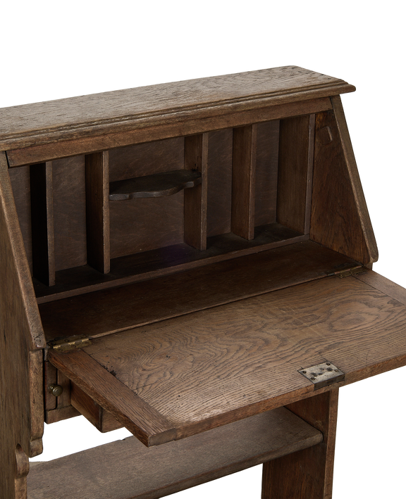 Secretary Cabinet Desk