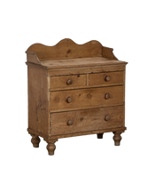 Pine Chest of Drawers