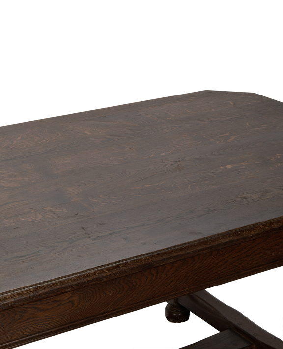 Drapers Dining Table