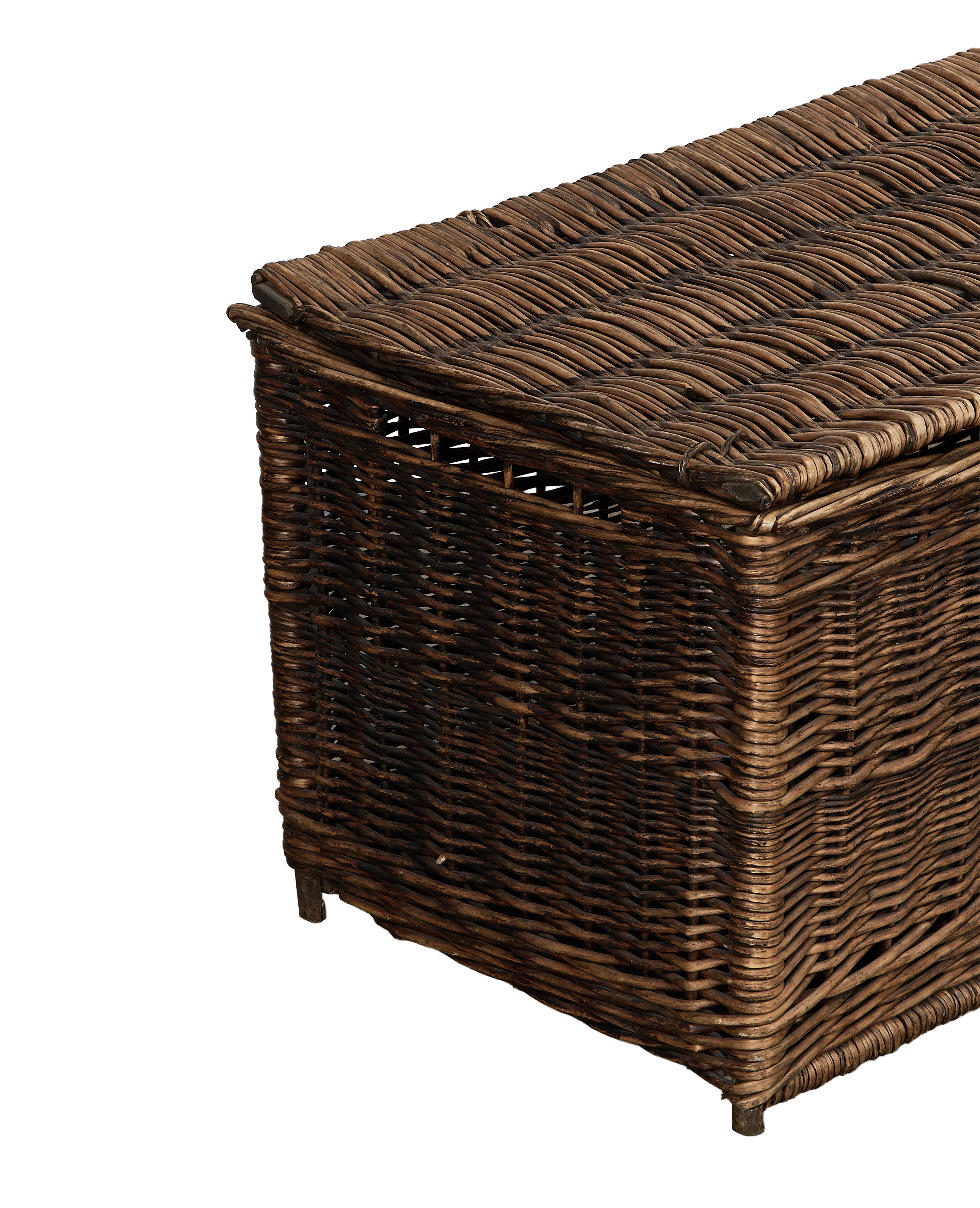 Vintage French oak wicker chest, detailed side view showing woven texture and lid.