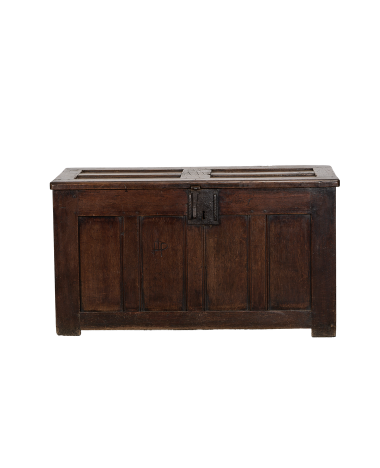 English Wood Trunk