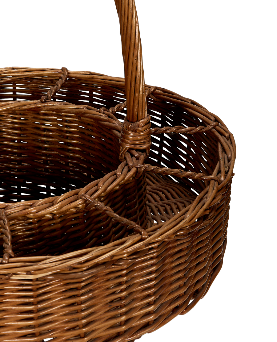 Champagne Picnic Basket - Image 4