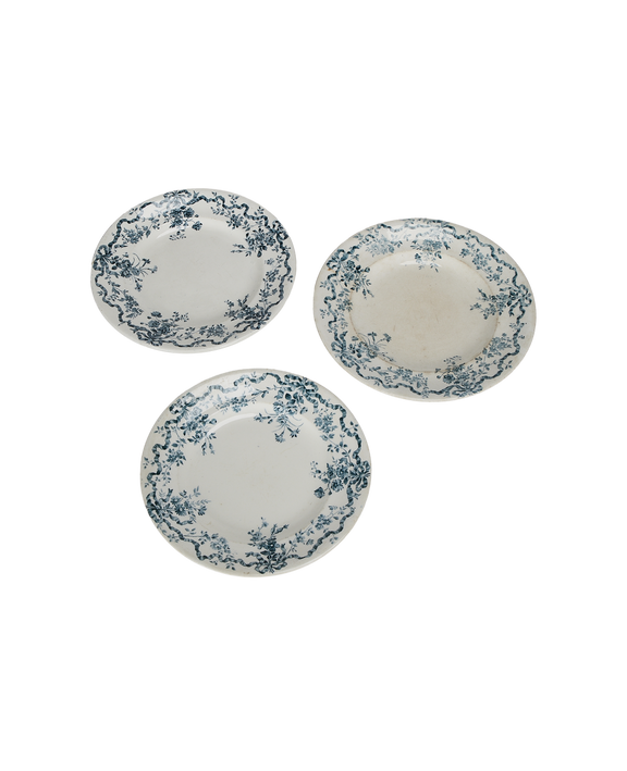 Wreath Plates