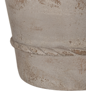 Cordelia Pot