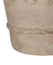 Cordelia Pot