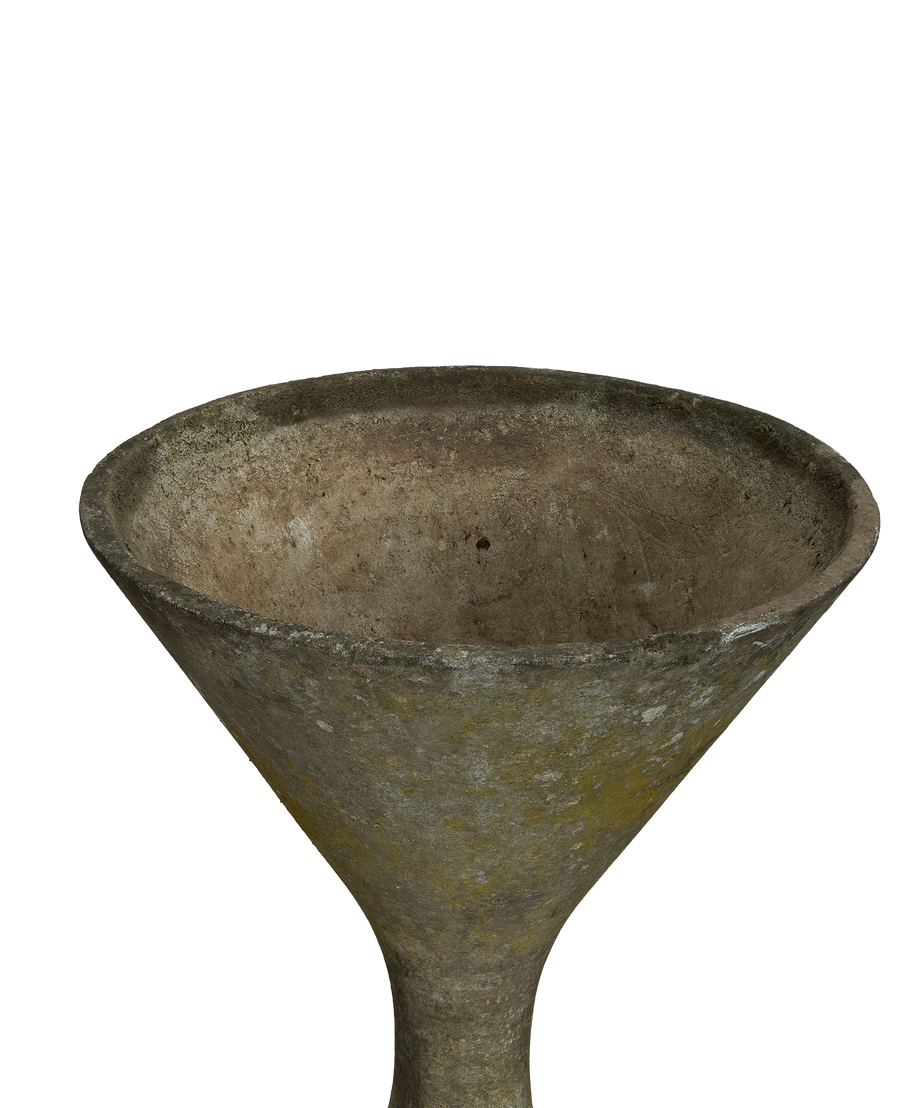 Willy Guhl Diablo planter, close-up top view showing vintage weathering and Patina.