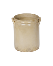 Pierre Jar