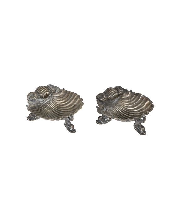 Brash Shells Ashtray - Set of 2