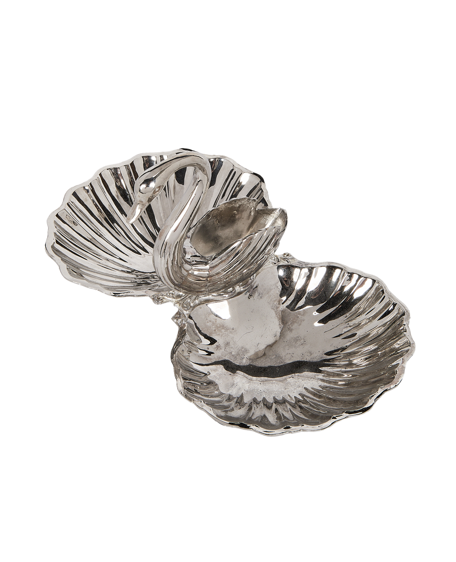 Silver vintage vide poche, angled top view, showing swan neck and textured shell bowls.