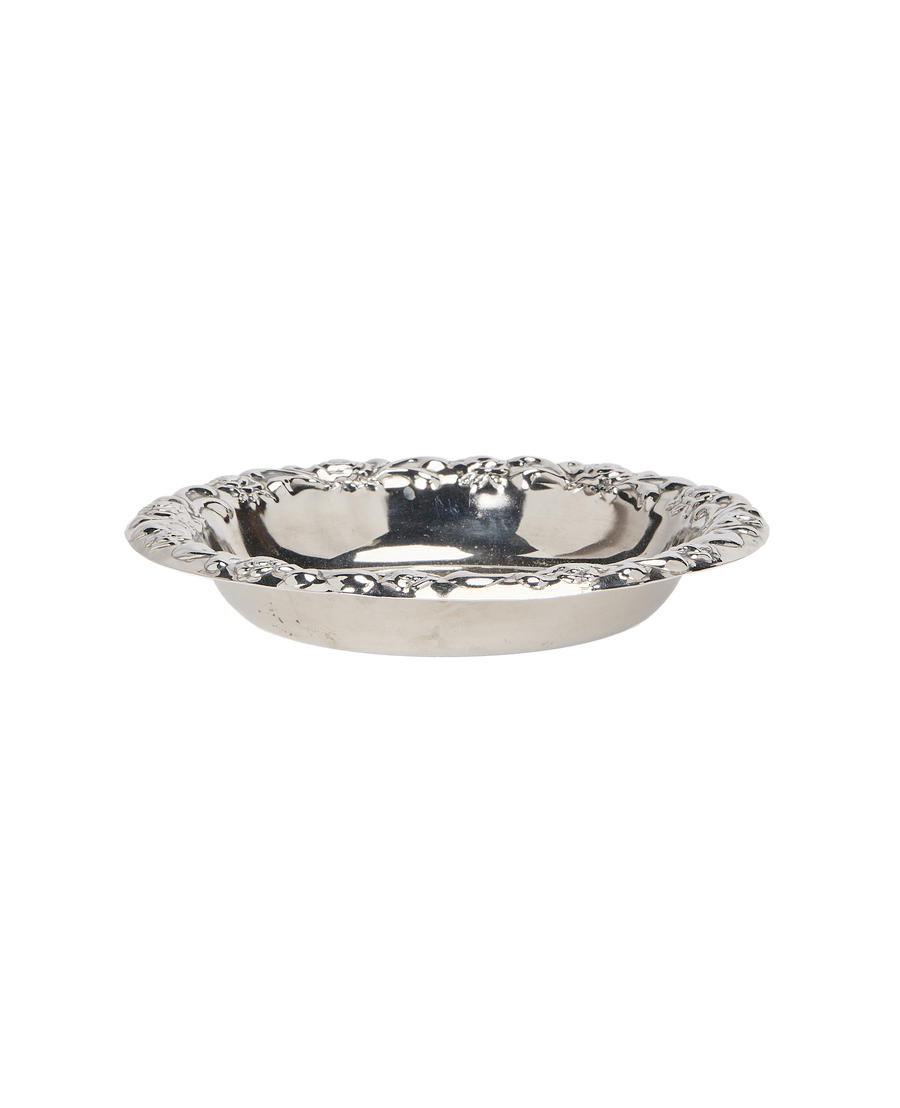 Vintage French silver plated vide poche, ornate scalloped rim, visible dish interior.